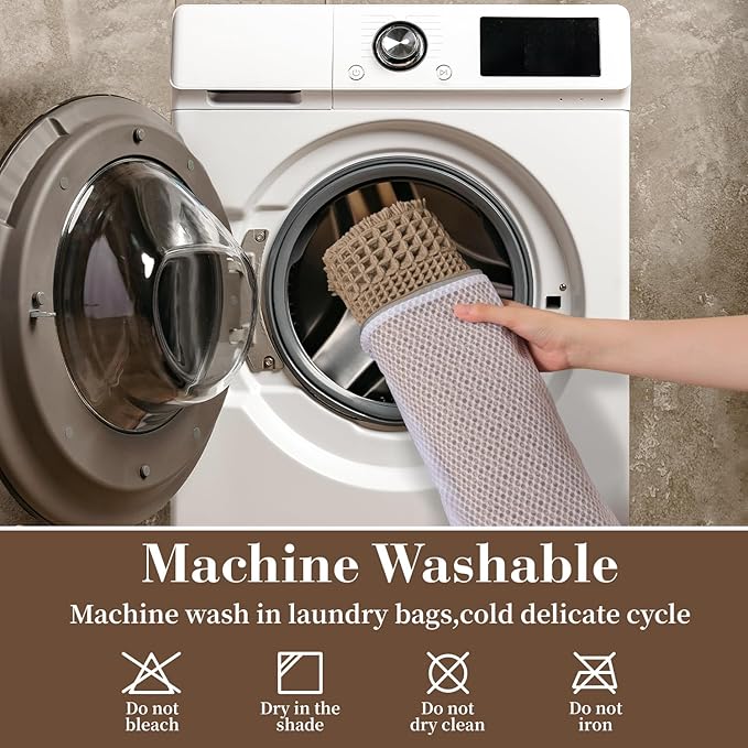 RESARE Waffle Bath Mat for Bathroom, Super Absorbent Bathroom Rugs Non Slip Machine Washable, Ultra Soft Quick Dry Boho Bath Rugs with Tassels for Floor, Upgraded Bordered Design, 24"x36" Brown
