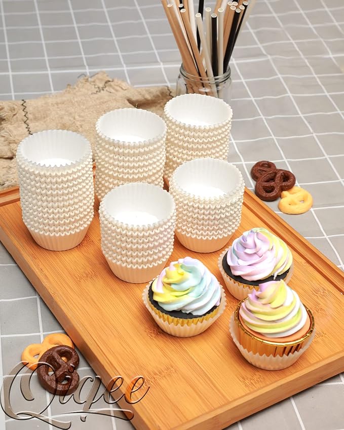 qiqee 300 Count Jumbo Cupcake Liners White Muffin Liners Food Grade Baking Cups Paper No Smells(Large Size)