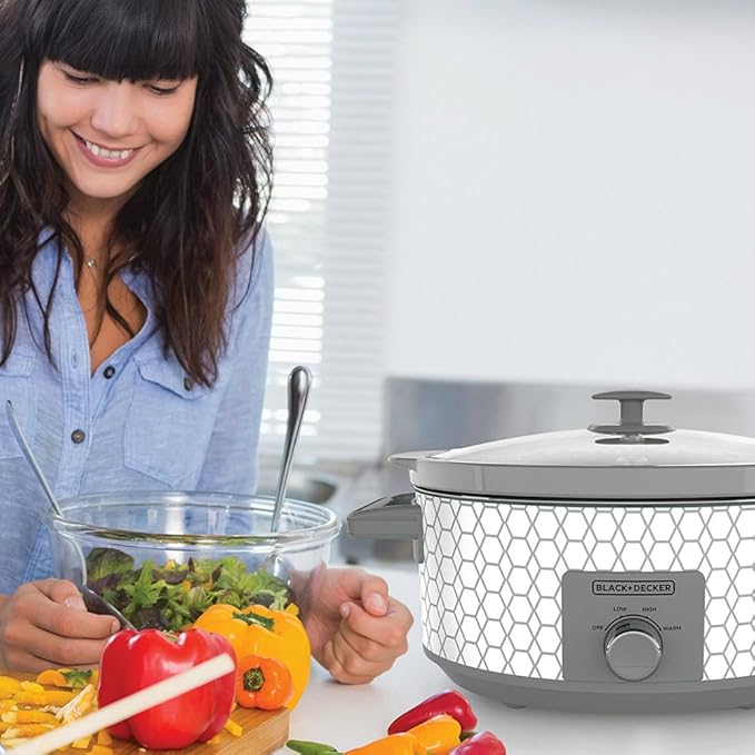 BLACK+DECKER SC1007D Slow Cooker, 7 quart, Geometric Cream
