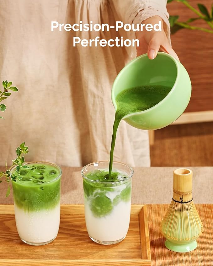 Maestri House Matcha Whisk Set, 7 Pcs Ceramic Matcha Kit with Spouted Bowl, Matcha Whisk & Holder, Bamboo Scoop, Scoop Rest, Sifter & Cloth – Complete Matcha Gift Set for Beginners & Tea Lovers(Green)
