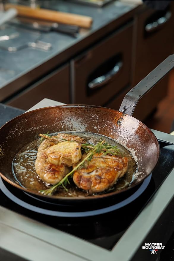 Matfer Bourgeat Black Carbon Steel Frying Pan, 17 3/4"