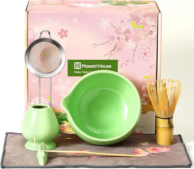 Maestri House Matcha Whisk Set, 7 Pcs Ceramic Matcha Kit with Spouted Bowl, Matcha Whisk & Holder, Bamboo Scoop, Scoop Rest, Sifter & Cloth – Complete Matcha Gift Set for Beginners & Tea Lovers(Green)