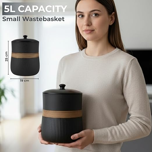 Escenzy Black Bathroom Trash Can with Lid 5L | 7" x 10" | Decorative Small Garbage Can | Modern Ceramic Waste Basket for Bathroom, Bedroom, Kitchen, Hotels or Living Room Decor | Luxe Restroom Decor