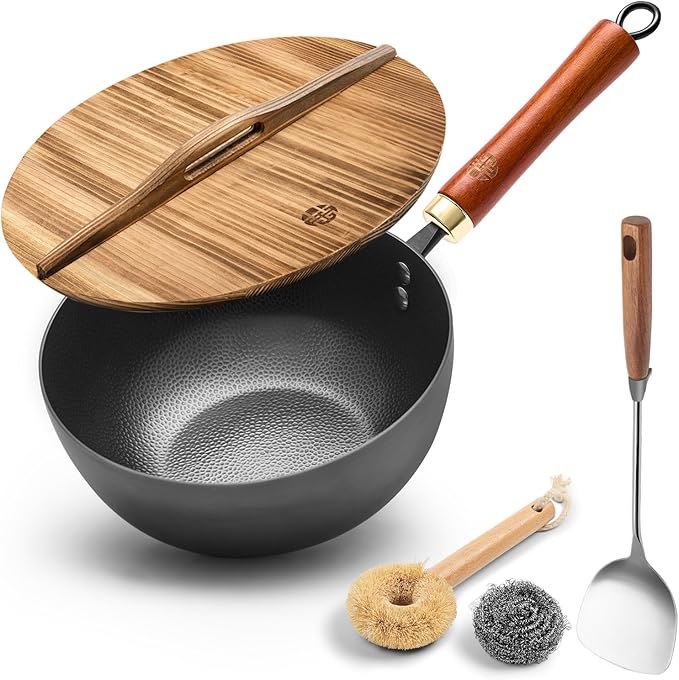 WANGYUANJI 8.7" Small Iron Wok with Solid Wood Lid & Wok Spatula, Deep Frying Pan/Pot, Flat-Bottom, Uncoated & Unseasoned, Induction/Gas/Electric Compatible, Wooden Handle, 2.2-QT