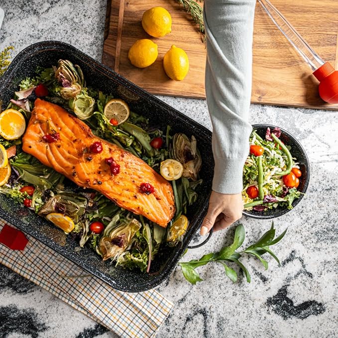 Granite Ware 21-Inch Covered Rectangular Roaster - Enamel Steel Cookware, Nonstick & Chemical-Free, Dishwasher Safe - 25 Lb Capacity, Large Roasting Pan for Meats, Poultry, Vegetables (Speckled Black)