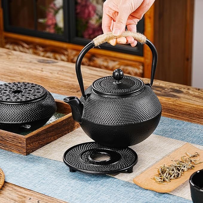 Sungmor Black Cast Iron Teapot Trivet - Japanese Style Heat-Resistant Stand for Teapots & Kettles, Durable Non-slip Base for Table Protection