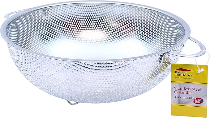 TableCraft H904BH 4.6 Quart Stainless Steel Colander with Handles – Durable Kitchen Strainer for Fruits, Vegetables, Pasta, and Grains – Footed Base for Stability – Easy to Clean – Dishwasher Safe